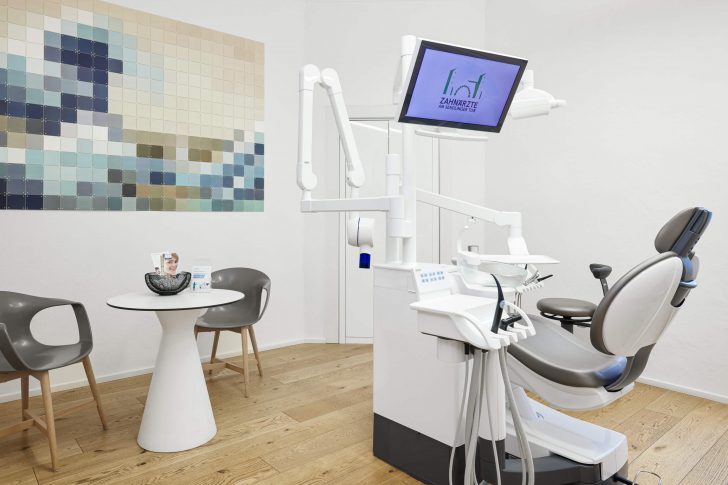 Behandlungsraum 2, Zahnärzte am Sendlinger Tor